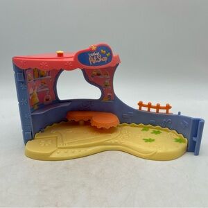 Littlest Pet Shop Vintage 2006 Hasbro Pet Bakery LPS No Pets